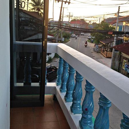 Hostel White Rabbit Baan Khai Exterior foto