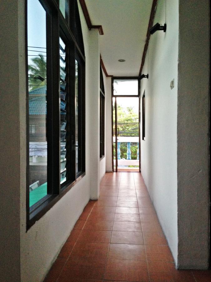 Hostel White Rabbit Baan Khai Exterior foto